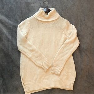 Forever21 Turtleneck Sweater Size Small